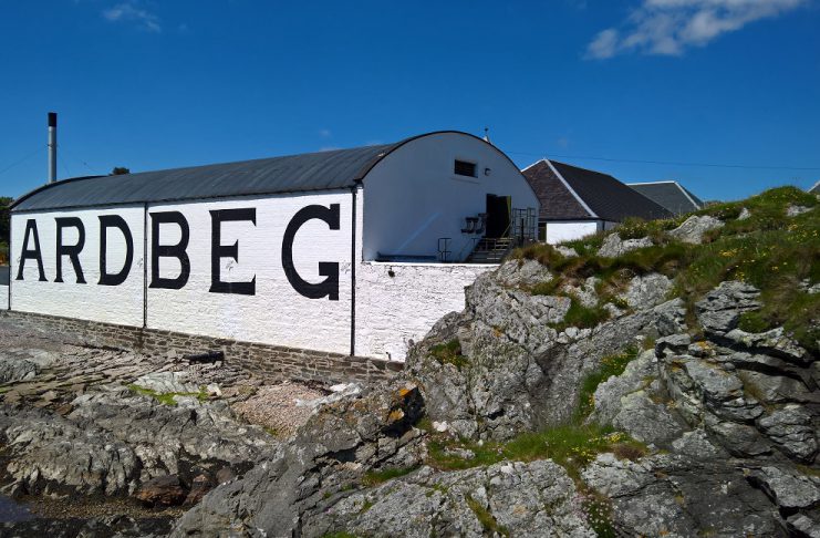 Ardbeg utökar sin Core Range med Ardbeg An Oa