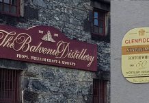 På besök hos Glenfiddich och Balvenie – grannar inom samma företag, men ändå så olika